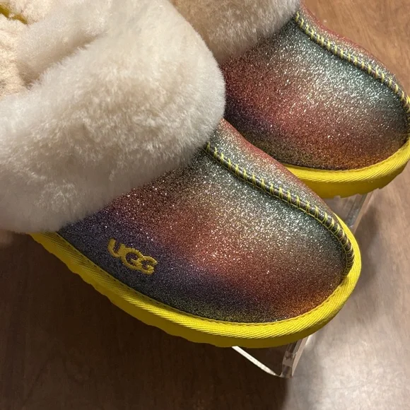 UGG Cozy II Glitter Slippers with Yellow and Multicolor Design - Picture 3 of 9